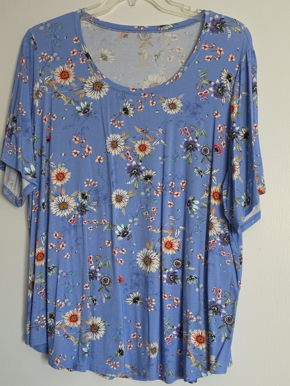 Women's Blue Floral Scoop Neck Top - Size 2X - Never Worn
